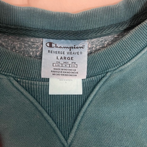 Large Teal Cropped Champion Sweatshirt - Picture 2 of 2